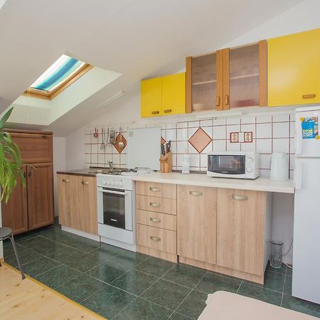 Apartment Lili Hvar Island Eksteriør billede