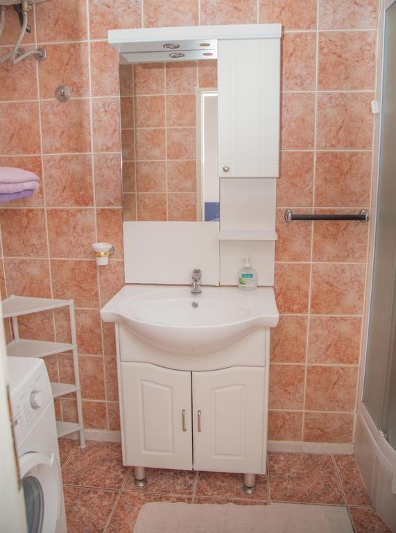 Apartment Lili Hvar Island Eksteriør billede