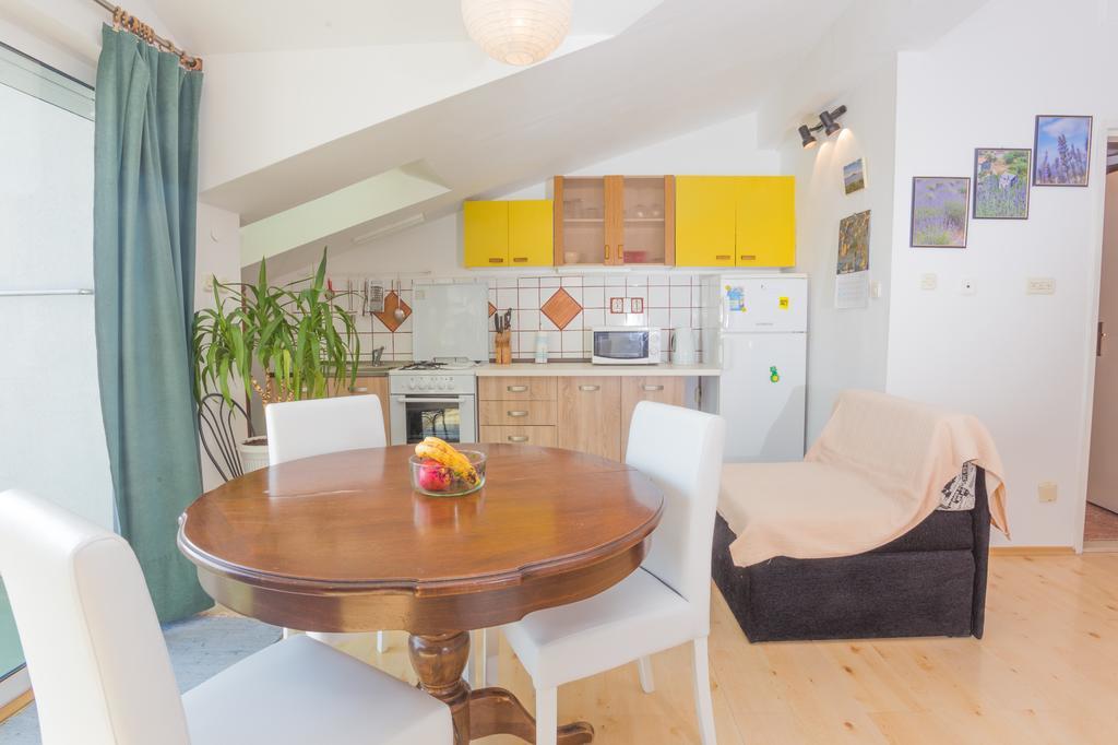 Apartment Lili Hvar Island Eksteriør billede