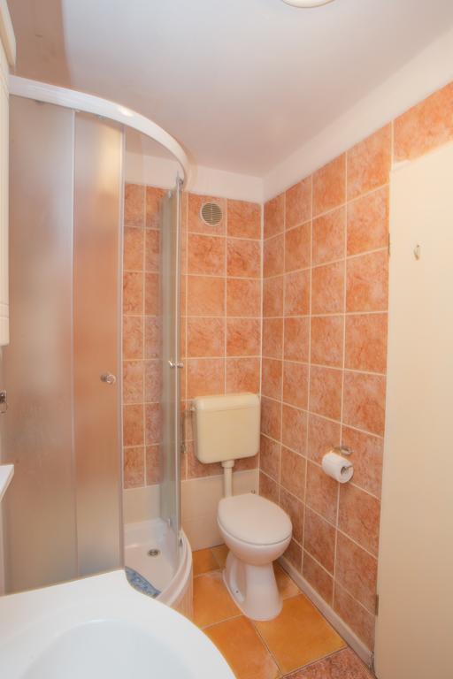 Apartment Lili Hvar Island Eksteriør billede